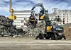 Der HW250MH von Hyundai Construction Equipment (B1.112) basiert auf dem größten Mobilbagger des Herstellers und ist ein 26-Tonnen-Umschlagbagger mit einer um 2,9 m hochfahrbaren Kabine. Die Maschine kann mit einem Monoausleger oder einem Schwanenhalsarm ausgestattet werden, um für verschiedene Recycling- und Materialtransportvorgänge geeignet zu sein.