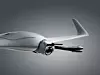 Drohnen haben in den letzten zehn Jahren Drohnen eine bemerkenswerte Entwicklung durchgemacht. Das unbemannte Flugsystem SQA eVTOL von C-Astral Aerospace in Slowenien mit Blended Wing Body (BWB) verbindet fortschrittliche Aerodynamik mit hoher Autonomie. Ein besonderes Designdetail ist das SQA-Winglet, die Flügelspitze, die eine entscheidende Rolle bei der Stabilisierung der Drohne im Flug, der Verbesserung der Richtungsstabilität und der allgemeinen Flugeigenschaften spielt. Das System kann mit verschiedenen Sensoren ausgestattet werden, wodurch es sich für ausgedehnte Überwachungsmissionen oder Fernerkundungsaufgaben eignet.