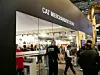 Ob Cat mit seinem Merchandising Store wohl die Gebühren für die zu drei Vierteln belegte Messehalle wieder hereinbringt?
