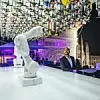 Kuka Roboter als Barkeeper