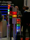 Alles so schön bunt hier: Signalleuchten sind in der Intralogistik unverzichtbar.