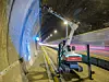 Intelligente Helfer: Bei der Sanierung des Engelbergtunnels in Leonberg garantierte die robotergestützte hochpräzise Bohrtechnik eine schnelle, sichere und präzise Vorbereitung von Verankerungspunkten – insbesondere an schwer zugänglichen Bereichen im Tunnelgewölbe.