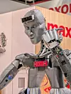Das Highlight bei maxon: Der Prototype des humanoiden Roboters HOPE, der von EC-i-Motoren und den hauseigenen Steuerungen des Unternehmens angetrieben wird.