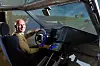 Arie Paul van den Beukel im Fahrsimulator,