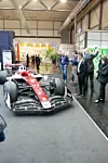 Rennwagen als Blickfang - hier von Alfa Romeo - dürfen auf keiner Hannover Messe fehlen.