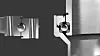 Prinzipvergleich eines herkömmlichen Kugellagers (links) mit gehärteten Gehäuseteilen gegenüber einem Drahtwälzlager (rechts).