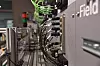 Epic-M12-Steckverbinder sorgen in Verbindung mit dem Unitronic Access MP08 IOL IO-Link-Master für eine dezentrale und effiziente Anbindung von Sensoren.
